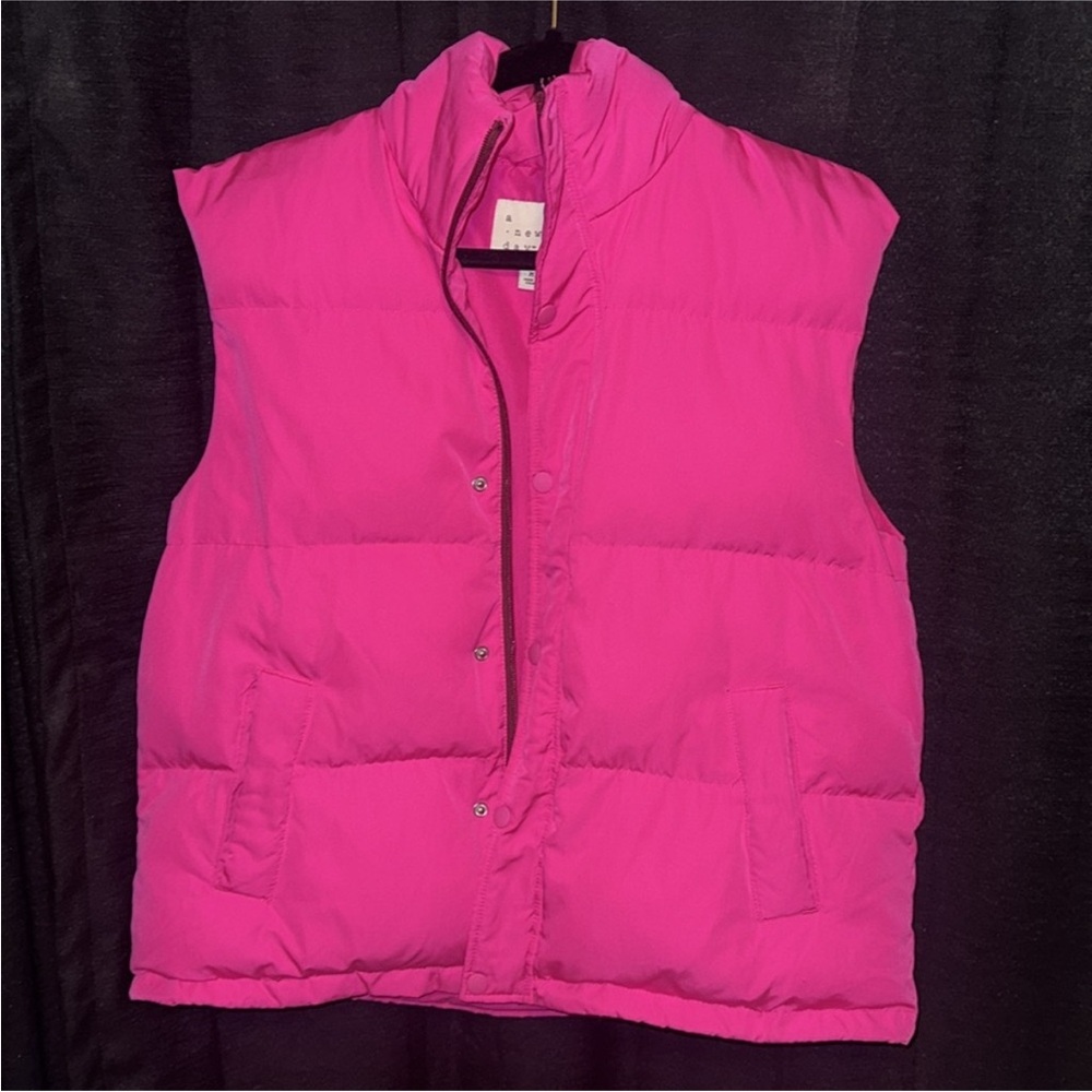 Women’s Pink Puffer Vest